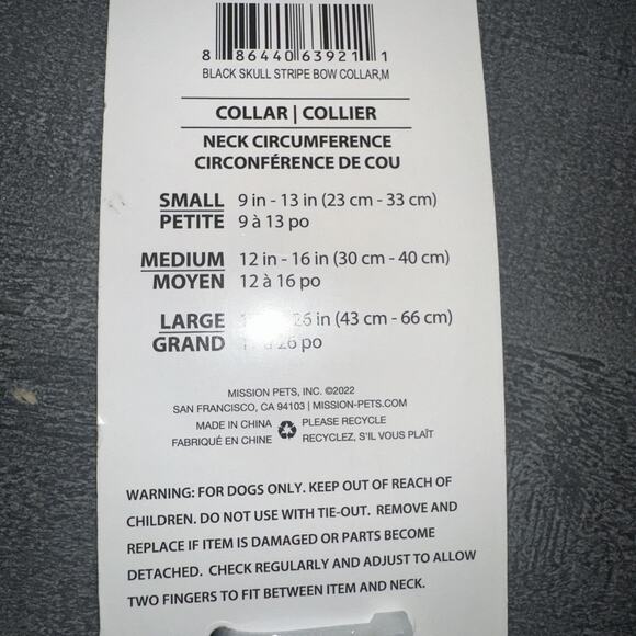 Party Dog Medium Skulls Halloween Dog Collar 🎃👻💀 - Picture 3 of 3